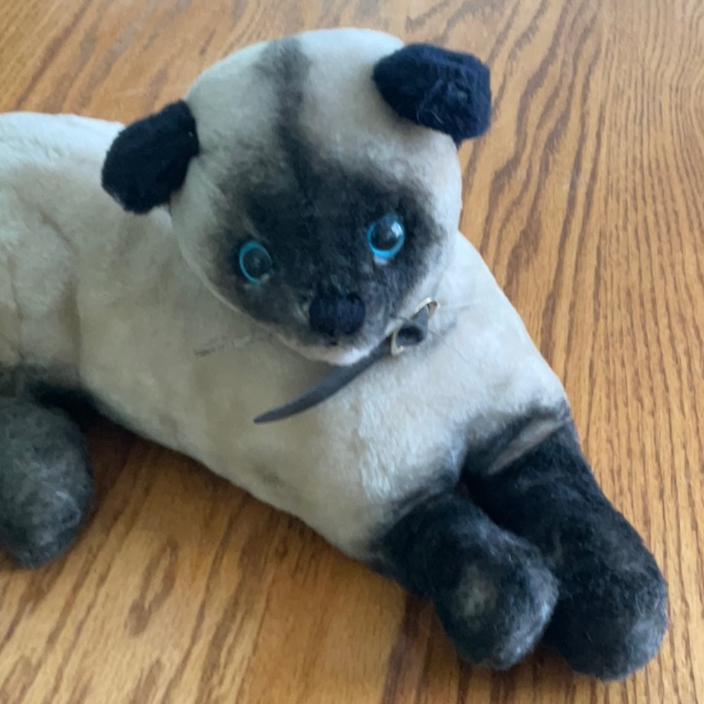 Vintage Dakin Siamese Cat Plush Stuffed Animal Realistic Blue Eyes 14" 1973